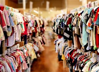 Economizar Dinheiro com as Roupas Infantis – 5 Dicas Fáceis