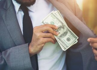 Ações mais baratas da bolsa de valores, Small Caps e corretoras de valores…?