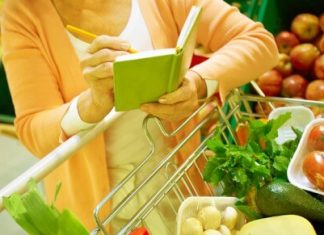 5 jeitos inteligentes de economizar dinheiro ao fazer compras no supermercado