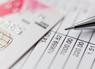 Descubra como evitar que as tarifas bancárias negativem as suas aplicações financeiras