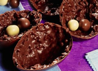 Veja por que o ovo de páscoa é mais caro que a barra de chocolate