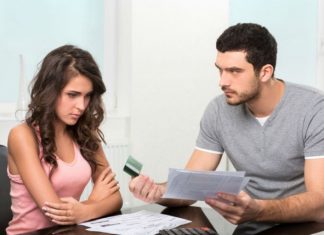 3 cuidados para a crise financeira não causar uma crise amorosa!