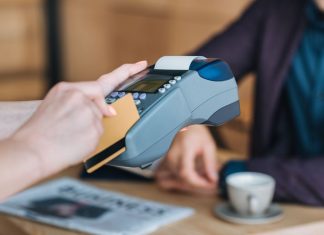 Quantos cartões de crédito é preciso ter para um bom controle financeiro?