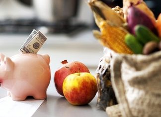 Uma dica simples para economizar R$ 600 com a alimentação!