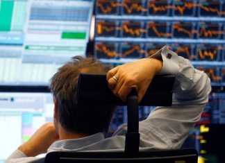 Descubra o que fazer quando a bolsa de valores desaba?