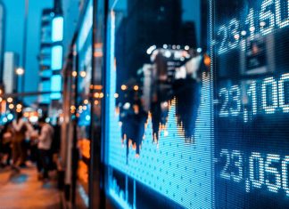 Saiba se dá para ser milionário com R$ 1 mil por mês