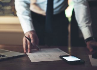 Como ganhar dinheiro na internet investindo pouco