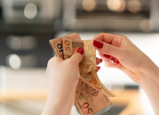 Saiba como resolver o problema das dívidas com bancos, do cartão ou com a União como resolver o problema das dívidas