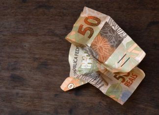 Saiba qual é o valor do IOF no cartão de crédito, no empréstimo e no dólar valor do IOF no cartão de crédito
