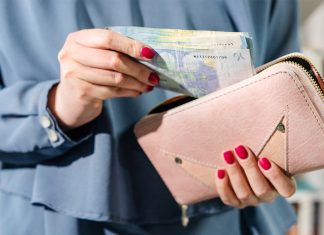 Descobrimos o que é preciso para economizar o salário mínimo economizar o salário mínimo