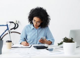 texto sobre finanças pessoais